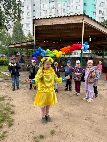 Музыкальное развлечение ´Лето - веселая пора´.
