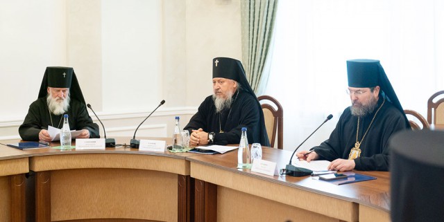 Епископ Серафим принял участие в заседании Синода Белорусской Православной Церкви.