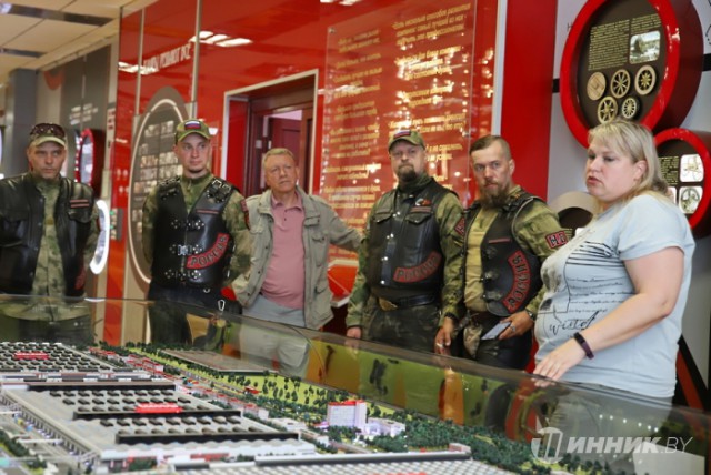 Из Сибири на своих двоих.