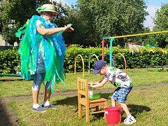 ВОДЯНОЙ В ГОСТЯХ У РЕБЯТ.