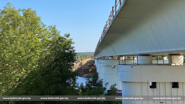 Два моста: рабочий день председателя Бобруйского горисполкома посвящен важнейшим инфраструктурным проектам.