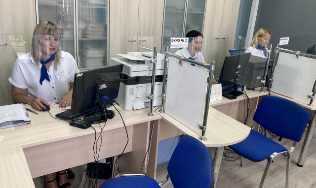 Специалисты главного управления юстиции Могилевского облисполкома изучили работу служб ´одно окно´ в Кличевском, Костюковичск...