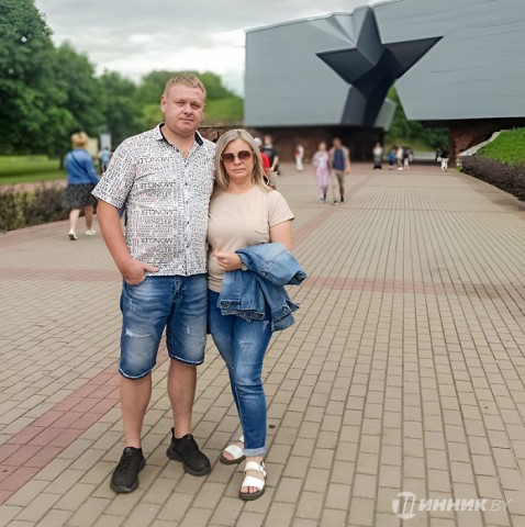 Павел и Елена: троллейбусный маршрут к счастью.