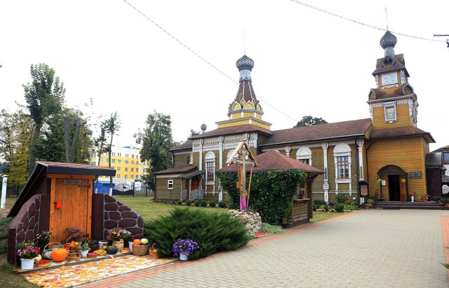 Престольный праздник в Крестовоздвиженском храме г. Осиповичи.