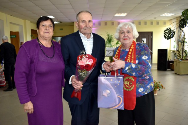 Юбиляру - особое внимание.