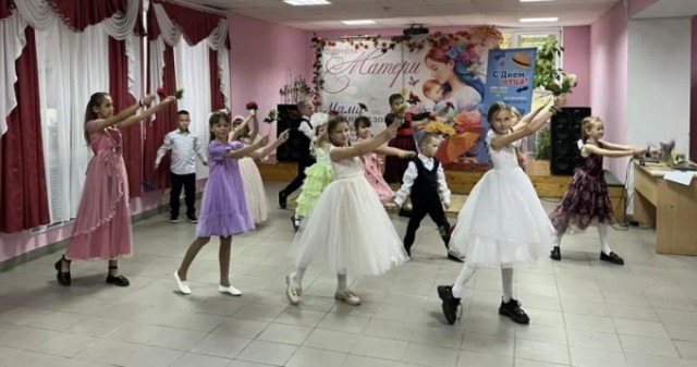 Неделя родительской любви. В Воротыни состоялся праздничный концерт.