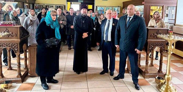 Состоялась встреча епископа Серафима с гостями г. Бобруйска.