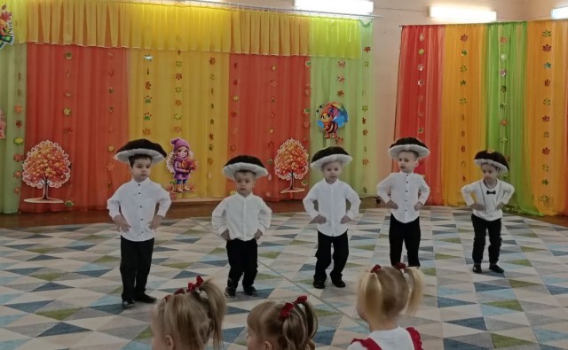 ´Здравствуй,Осень золотая´.