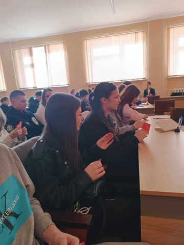 Волонтеры отряда ´Рука помощи´ прошли первое занятие в рамках программы обучения волонтеров-инструкторов.