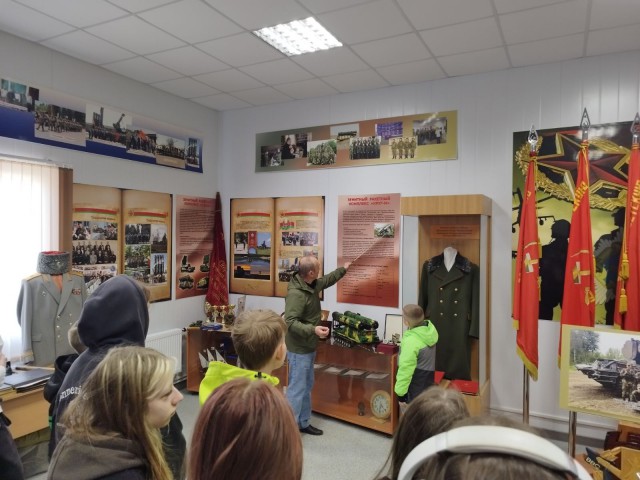 Экскурсия в 147 зенитный ракетный полк.