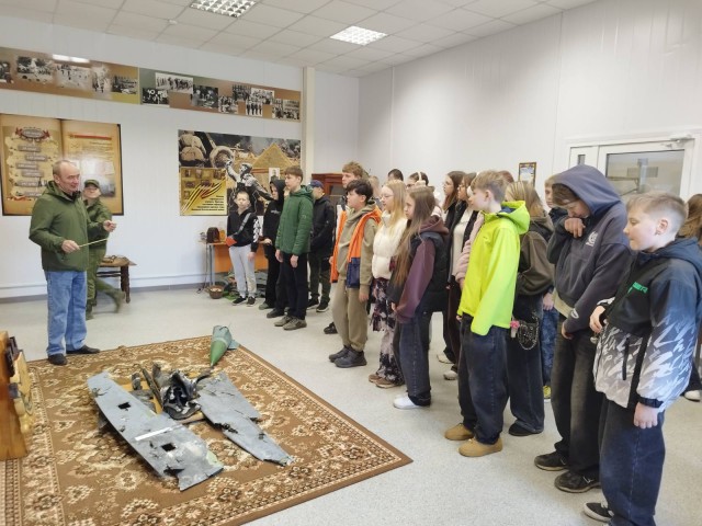 Экскурсия в 147 зенитный ракетный полк.