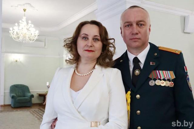 ´Всегда осознавала, что служу вместе с ним´. В Могилеве чествовали жен офицеров МЧС.