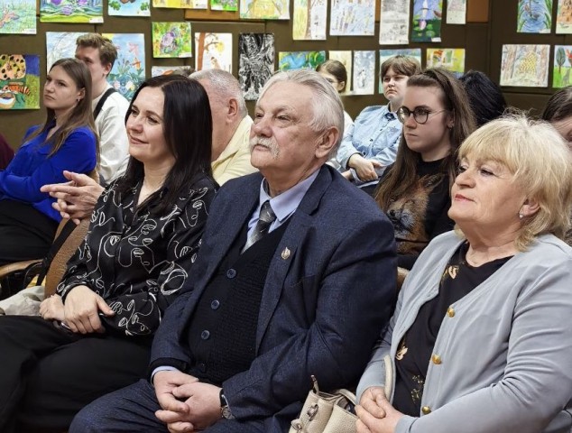 Лiтаратурная палiтра Галiны Пярун: творчая сустрэча з пісьменніцай.