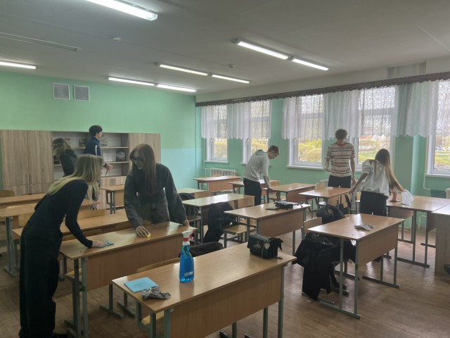 Республиканский субботник в учреждении образования ´Средняя школа 32 г. Бобруйска´.