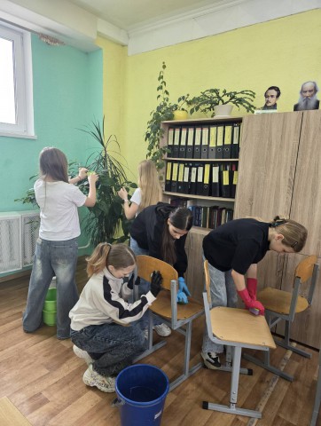 Республиканский субботник в учреждении образования ´Средняя школа 32 г. Бобруйска´.