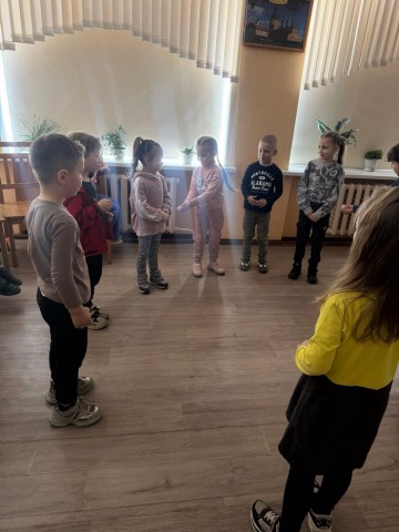 Экскурсия в библиотеку.
