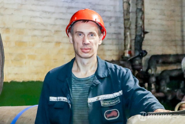 Тонкая настройка: стихи вальцовщика Владимира Ткаченко.