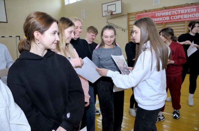 Реальный мир лучше иллюзий. Тему наркотической зависимости обсудили с молодежью.