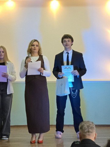 Активисты белорусского республиканского союза молодёжи.