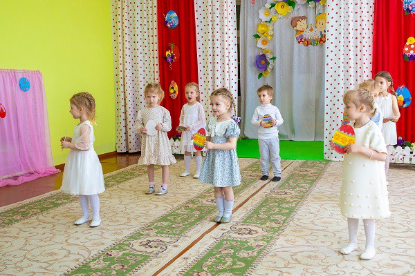 Пасхальный спектакль ´Кошкин дом´.