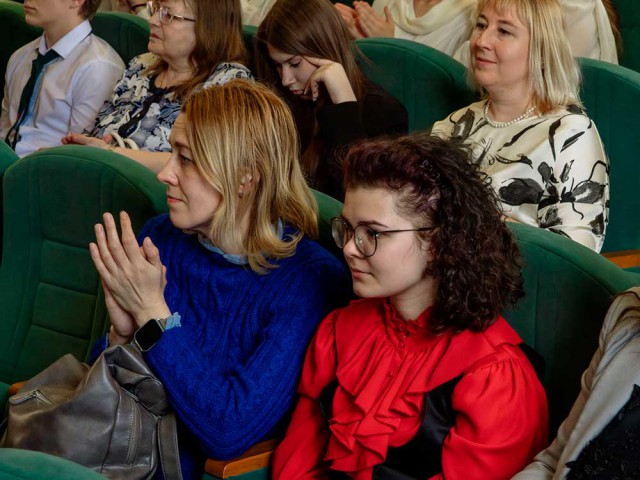 Представительница Бобруйской епархии Александра Ломова награждена дипломом І степени за участие в конкурсе ´Духовный свет´.