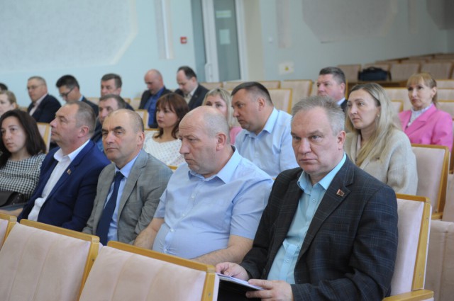 На заседании райисполкома рассмотрели итоги социально-экономического развития района за 1-й квартал текущего года.