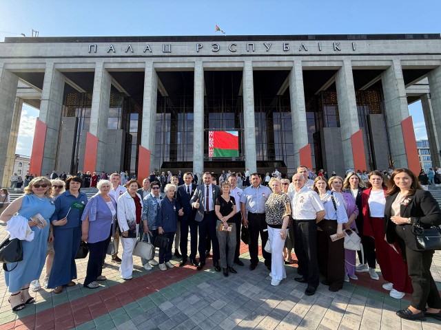 Делегация Могилевской области приняла участие в торжественном мероприятии к 9 Мая в Минске.