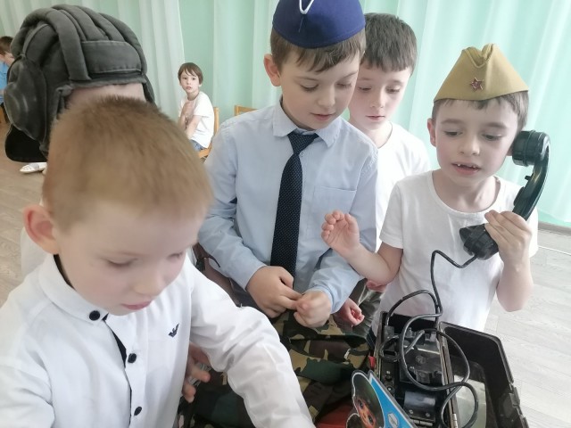 Песни Победы и ожившая история: праздник в нашем саду.