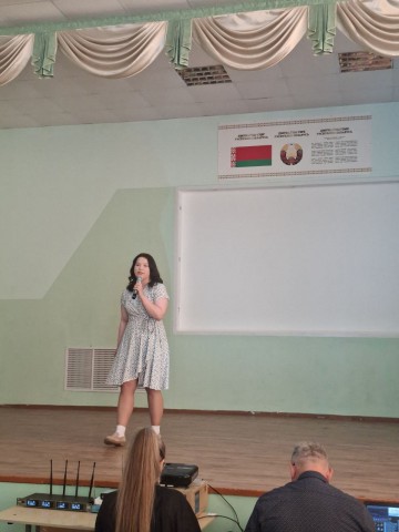 Сквозь года звенит Победа!