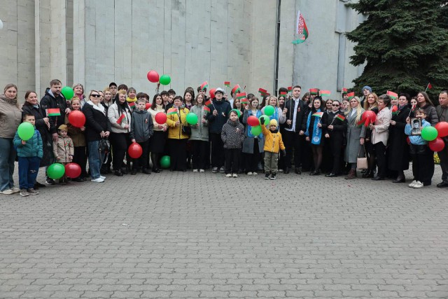 С праздником Великой Победы!