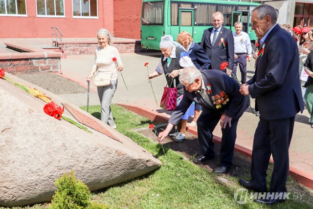 Шинники почтили память героев.