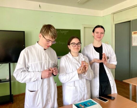 Духовно-просветительское занятие в Бобруйском государственном медицинском колледже.