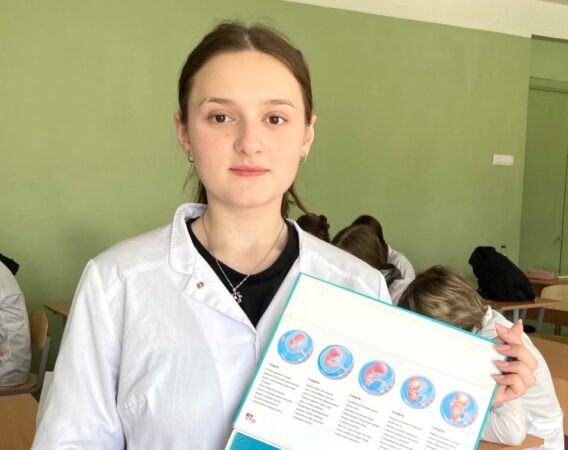 Духовно-просветительское занятие в Бобруйском государственном медицинском колледже.