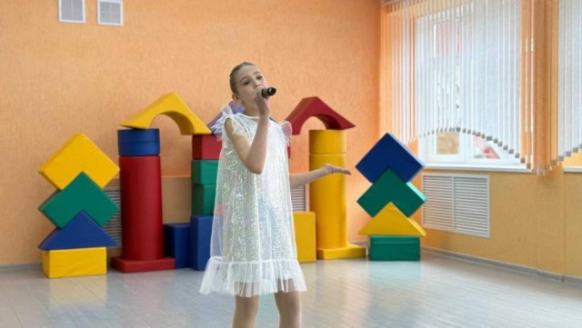 Любовь начинается с семьи.