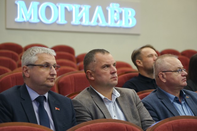 От ремонта теплосетей до создания запасов топлива: в Могилеве началась подготовка городского хозяйства к осенне-зимнему перио...