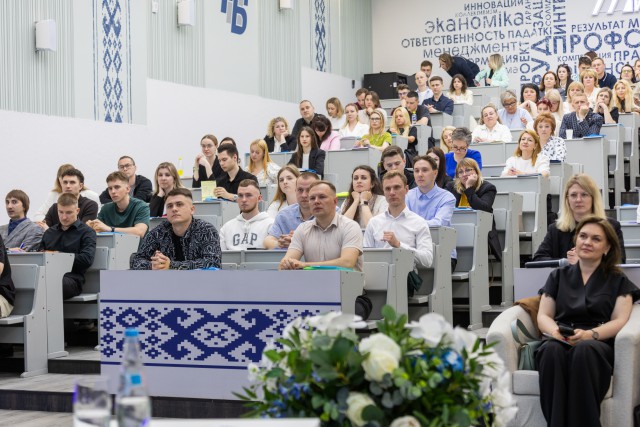 Учиться, вдохновляться, действовать: в ´МИТСО´ стартовали курсы для молодежного профактива.