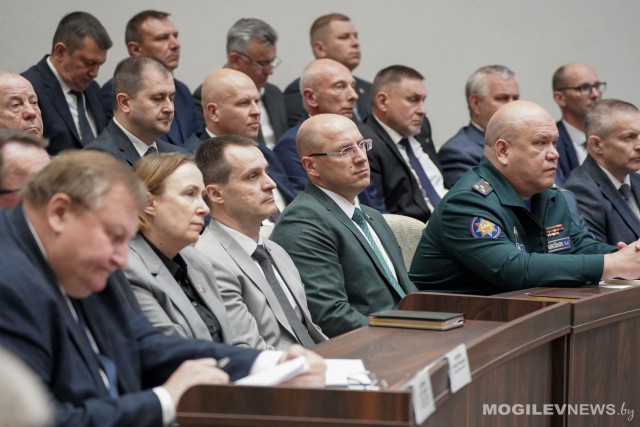 В Могилеве обсудили итоги социально-экономического развития области за первый квартал 2026 года.