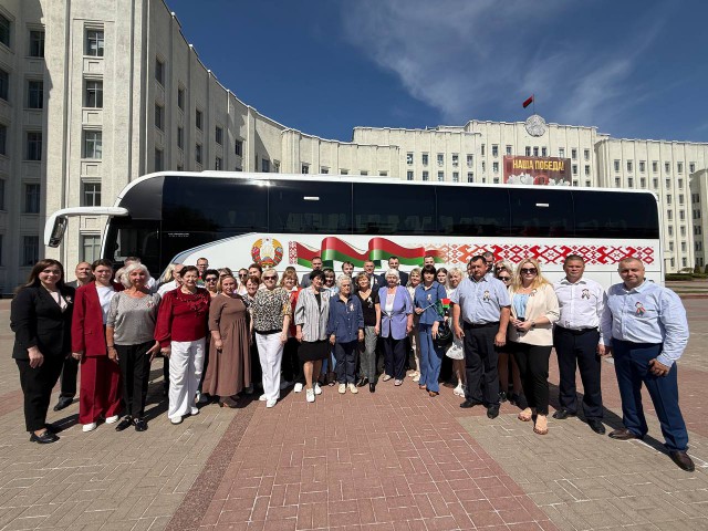 Делегация Могилевской области приняла участие в торжественном мероприятии к 9 Мая в Минске.