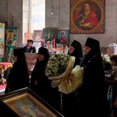 Епископ Серафим возглавил Божественную литургию в мужском монастыре иконы Божией Матери ´Живоносный Источник´ в Прощанской пу...