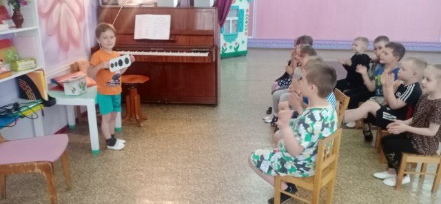 Музыкальное воспитание в детском саду: первые шаги к искусству!