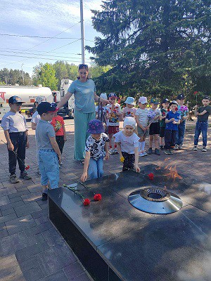 Целевая прогулка ´Память сердца´.