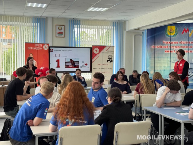 Победителей областного чемпионата по международному гуманитарному праву определили в Могилеве.