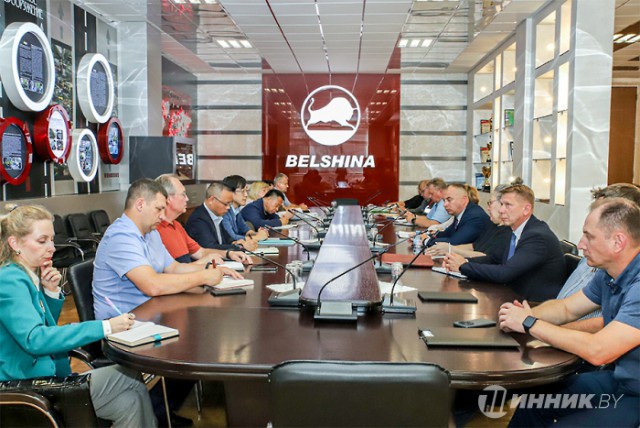 Стороны проектного треугольника.