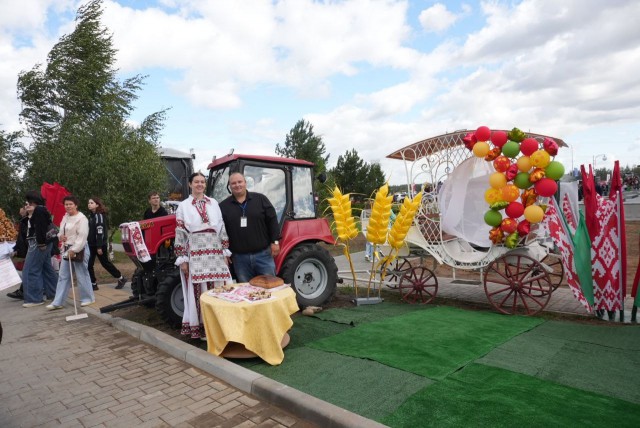 BELARUSы на выставке.