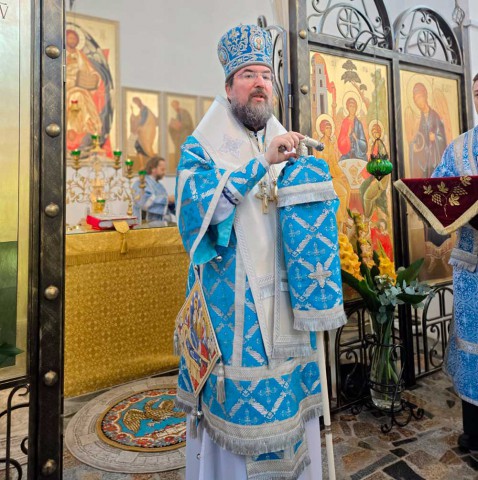 Епископ Серафим возглавил Божественную литургию в храме Святой Живоначальной Троицы аг. Мышковичи.