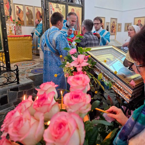 Епископ Серафим возглавил Божественную литургию в храме Святой Живоначальной Троицы аг. Мышковичи.