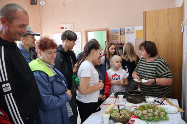 Хлебосольная земля, открытые души. Рассказываем, как в агрогородке Ленина отметили День деревни.