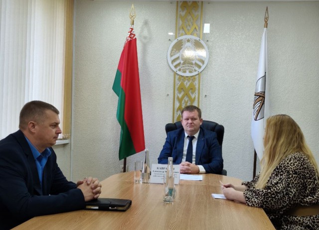 Держать руку на пульсе жизни района. Александр Кавранин провел прием граждан.