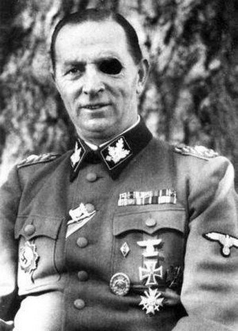 Немцев и полицаев резали безжалостно (1941 - 1945 г.).