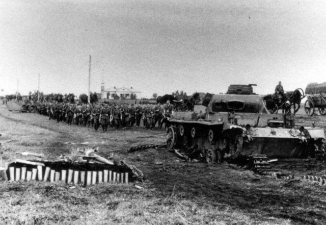 Подбитый в районе Бобруйска немецкий танк Pz.Kpfw. III